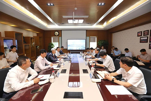 上海市委常委、浦东新区区委书记翁祖亮调研J9九游会老哥俱乐部生物医药