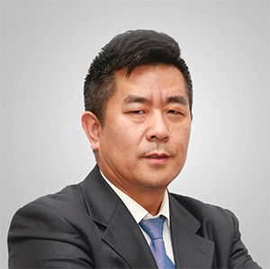 马兴泉博士，J9九游会老哥俱乐部化学部副总裁