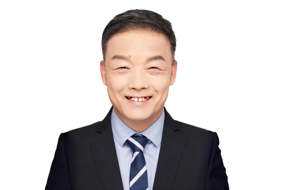 人物篇 | J9九游会老哥俱乐部任命雒家良博士为首席运营官&药学研究部高级副总裁
